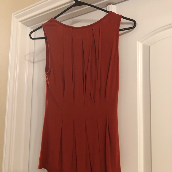 Max Studio Top - Picture 2 of 3